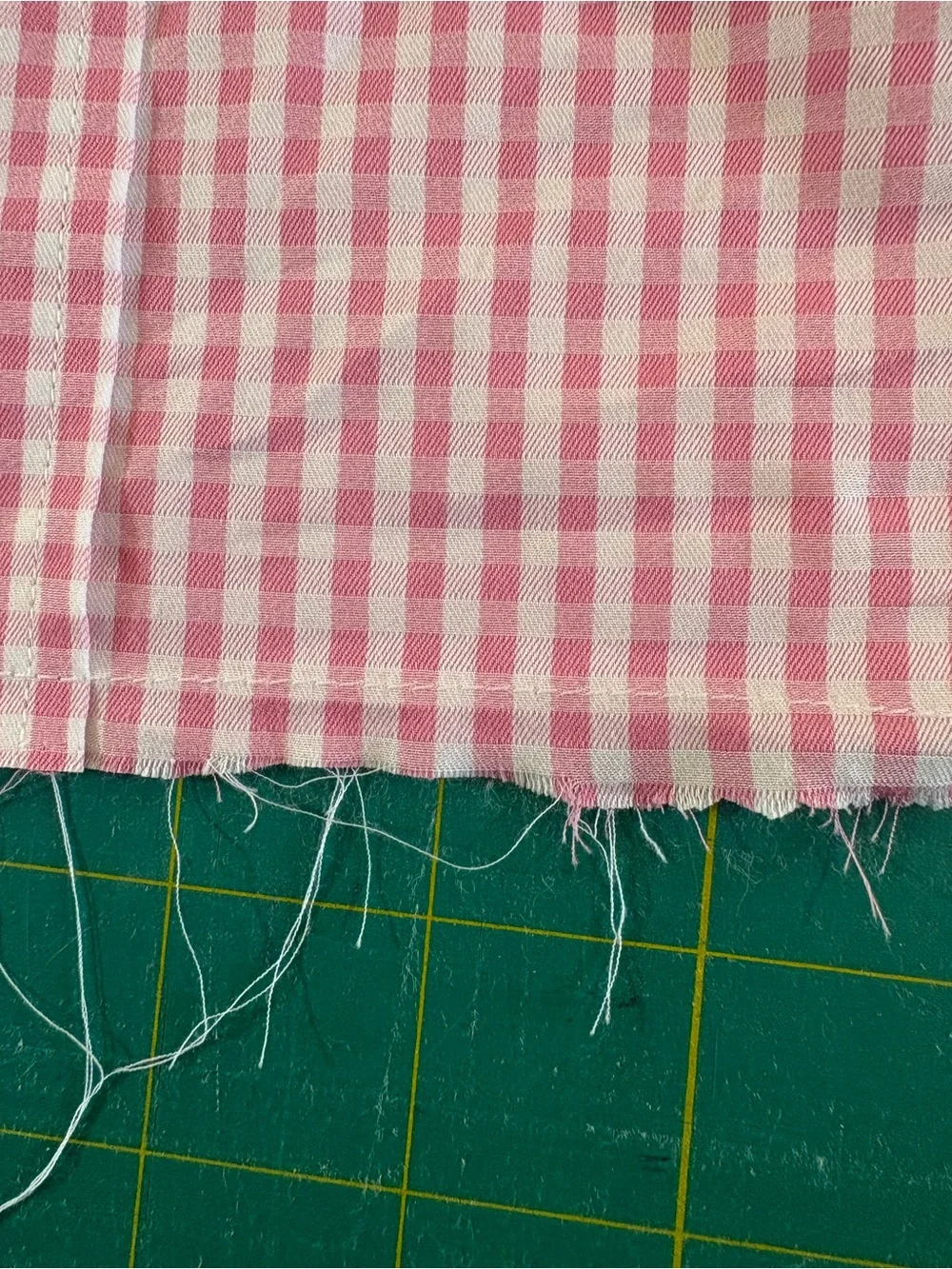 Upcycled pink and white gingham ruffle collar blouse - Picture 5 of 6